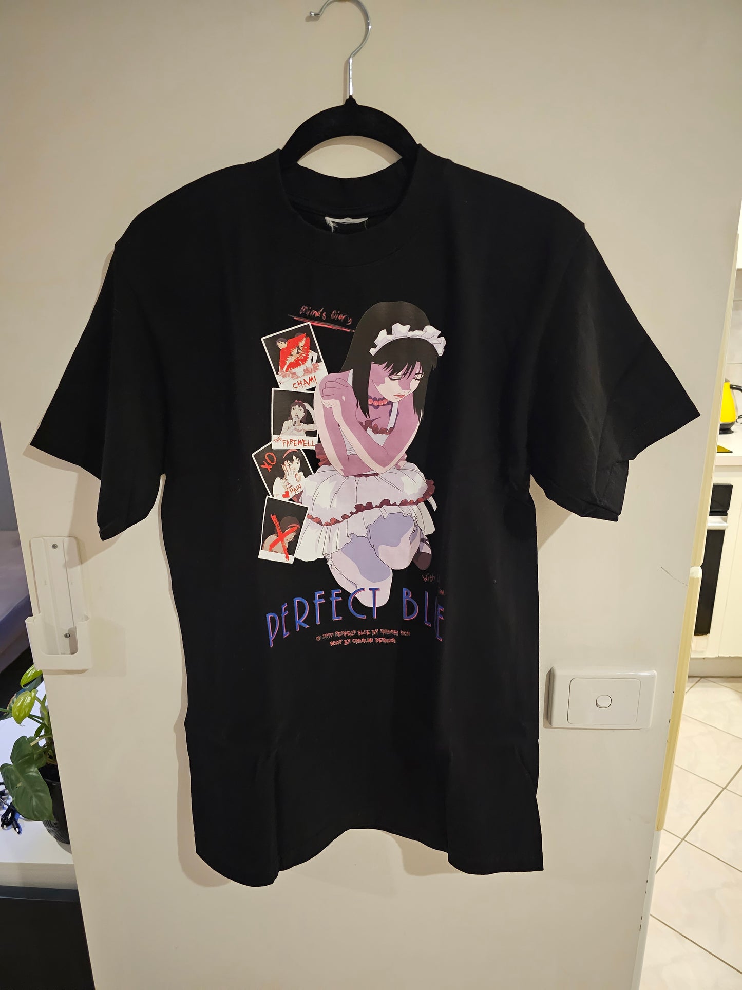 L Idol Tee
