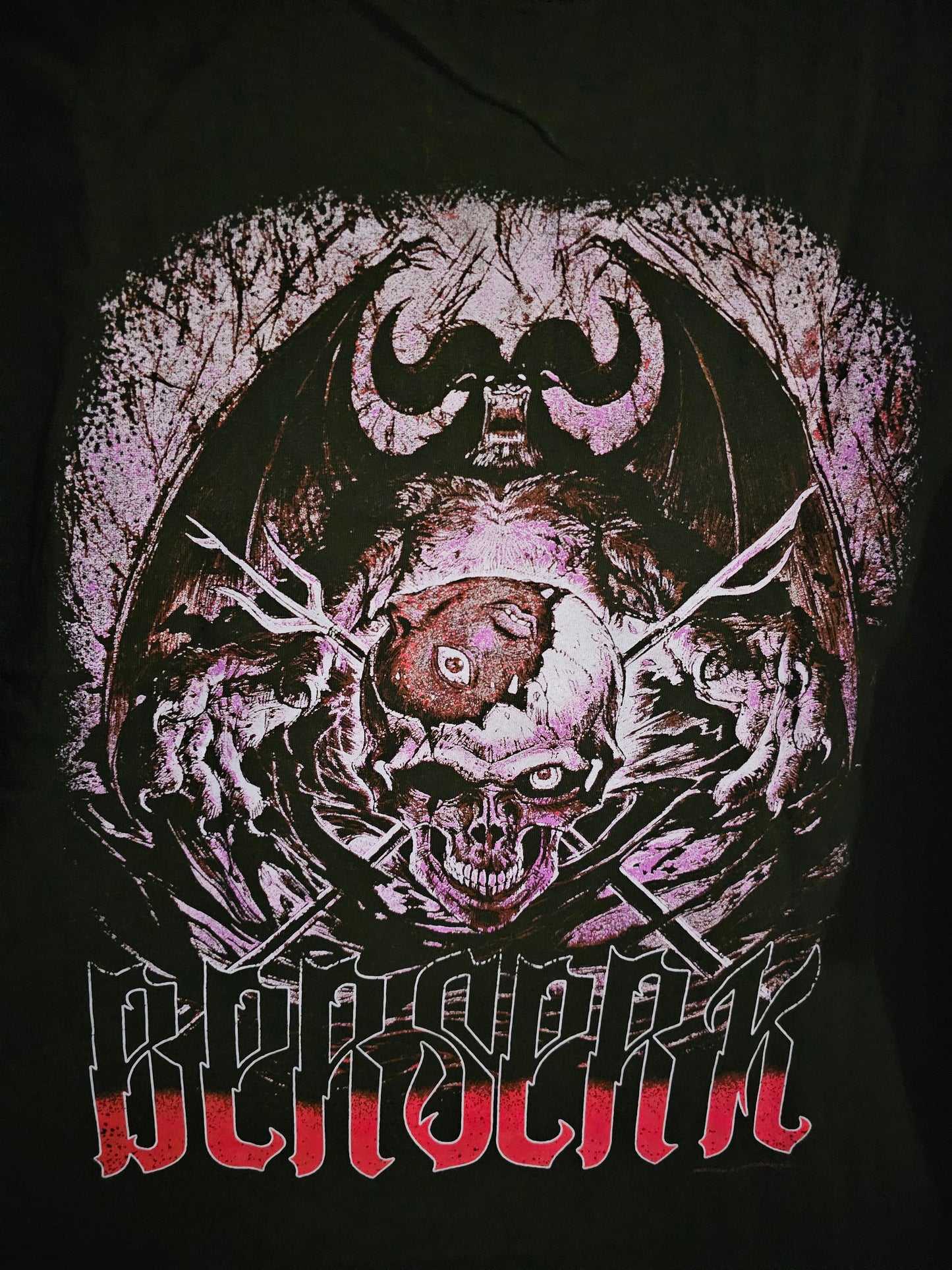 L Armour Tee