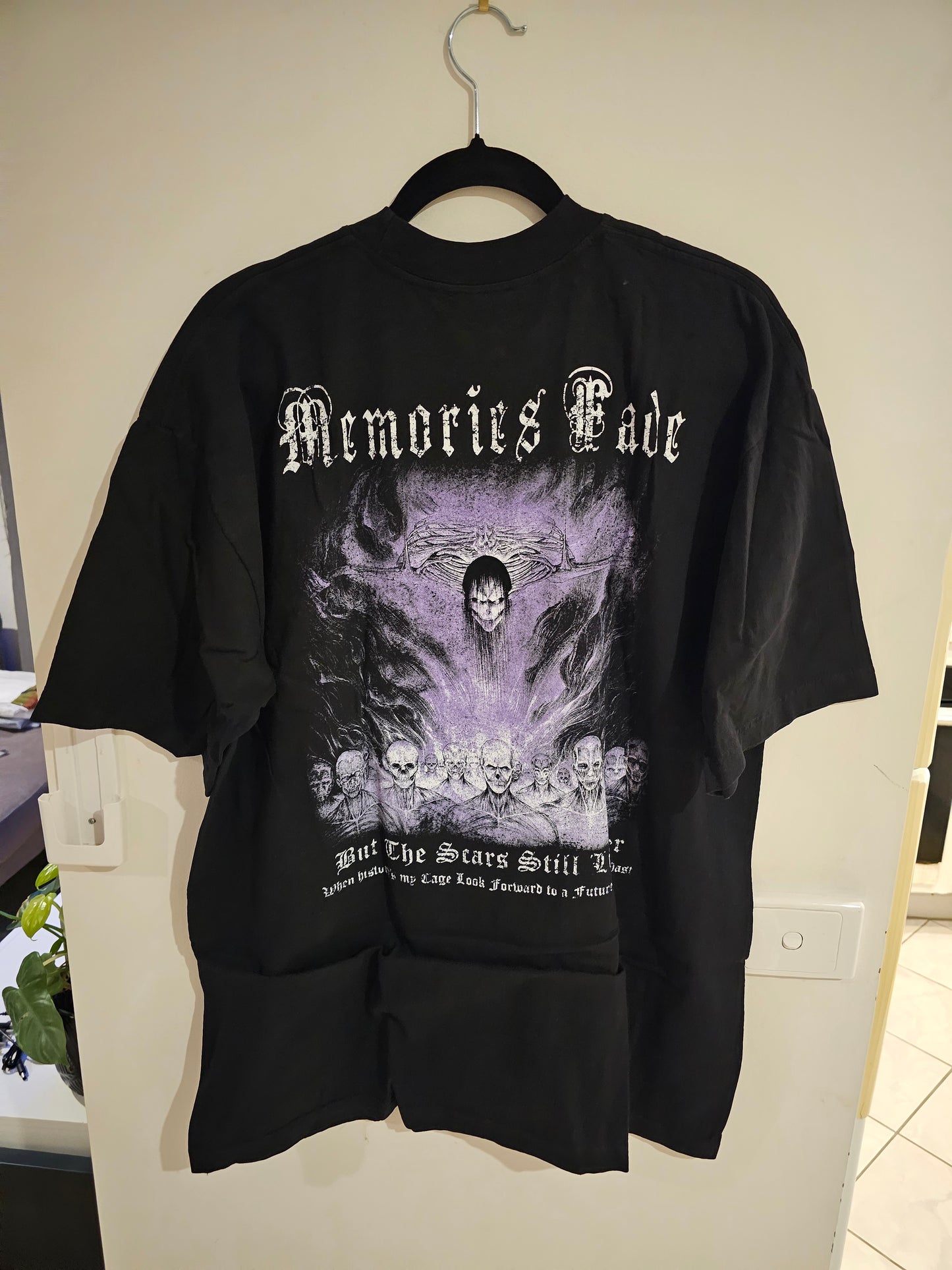 L Memories V3 Tee