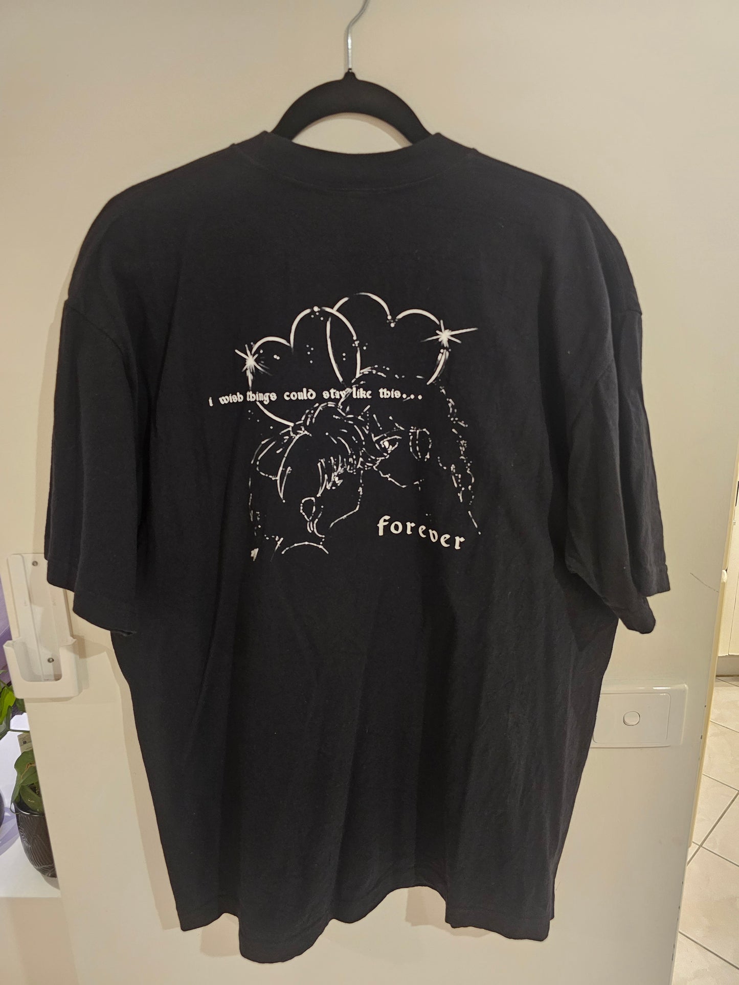 L R-1/2 Tee