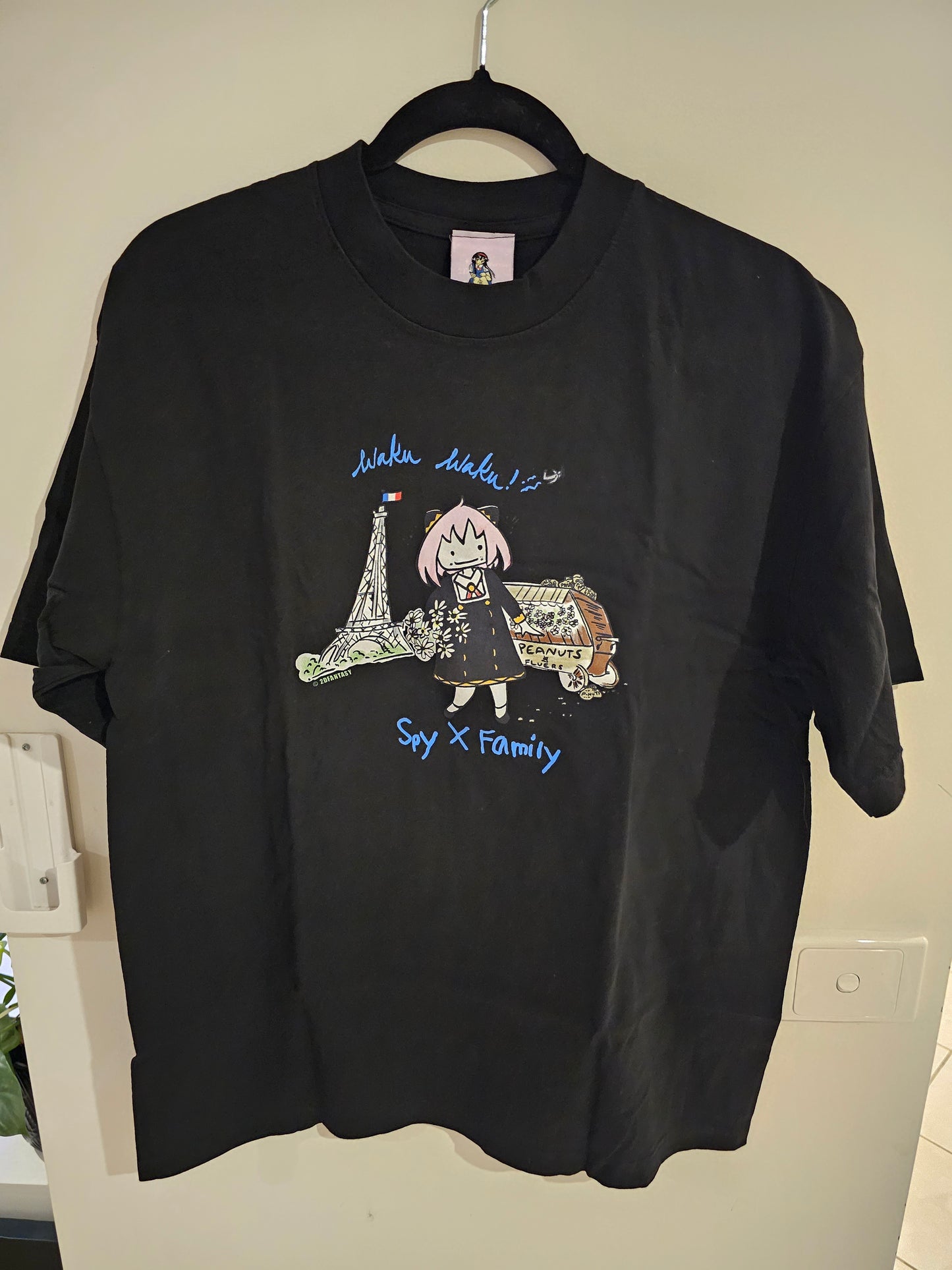 M Waku Waku Tee
