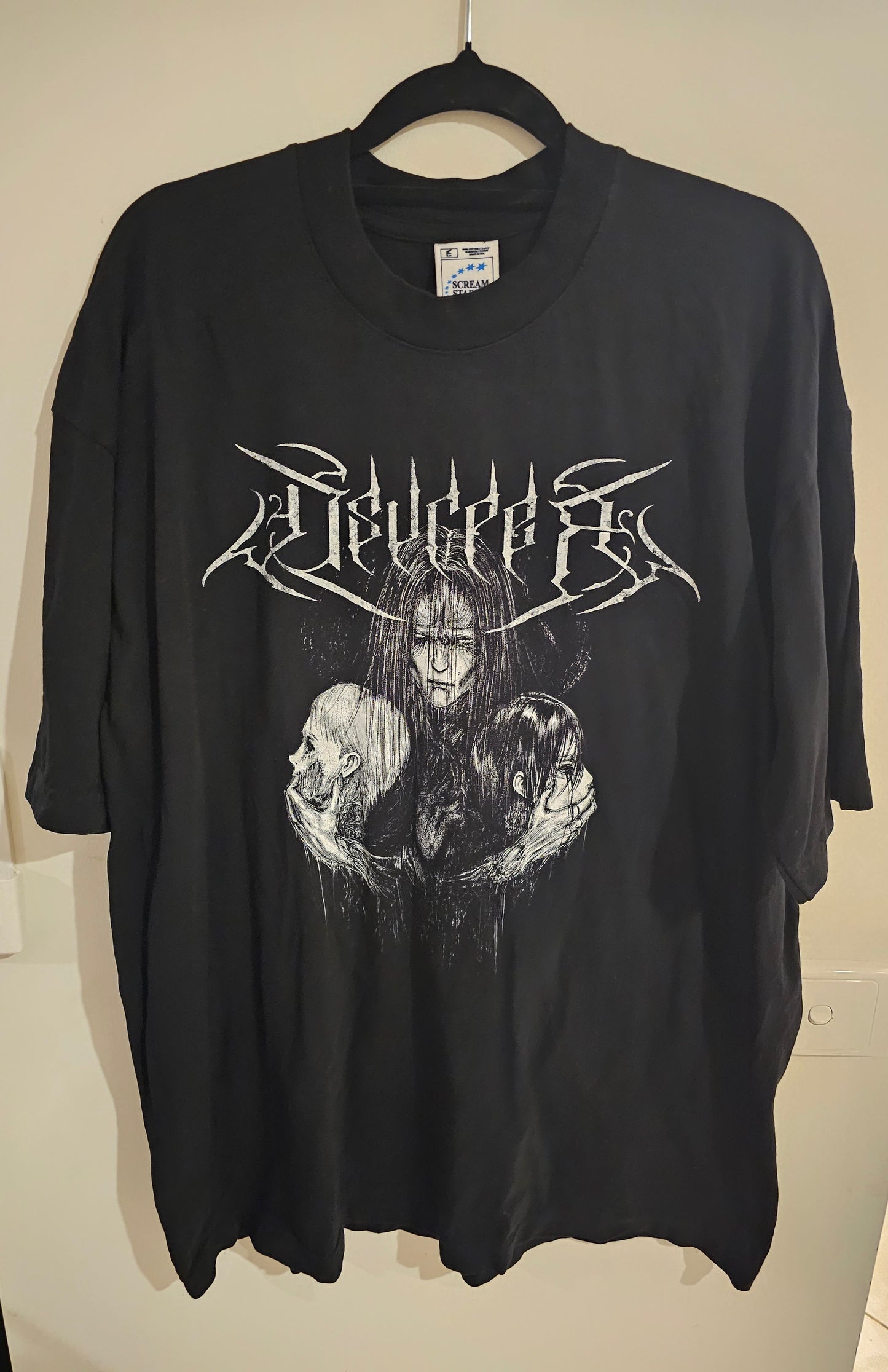 L Usurper Tee